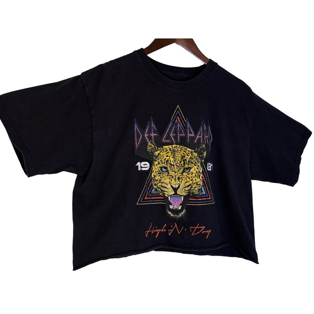 Ladies Large Def Leppard Oversized Crop Tee Black Biker Logo Vintage Look TShirt